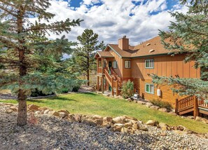 Exterior - 2BR Riverside Condo - Pool, Hot Tub, Game Room (Estes Park)