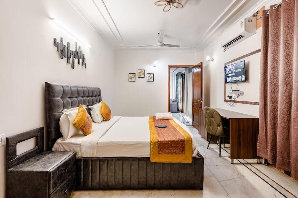 Apartament superior, balcó, vistes a la ciutat