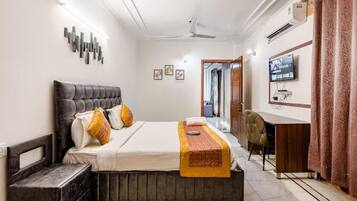 Apartament superior, balcó, vistes a la ciutat