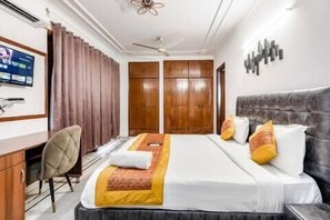 Room - Fortune Home Service Apartment 1BHK E-30 (New Delhi)