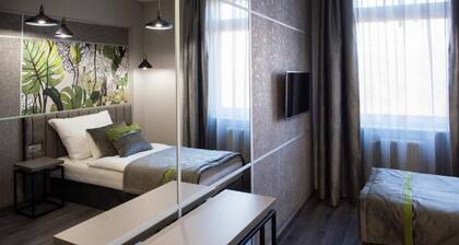 Central Passage Hotel