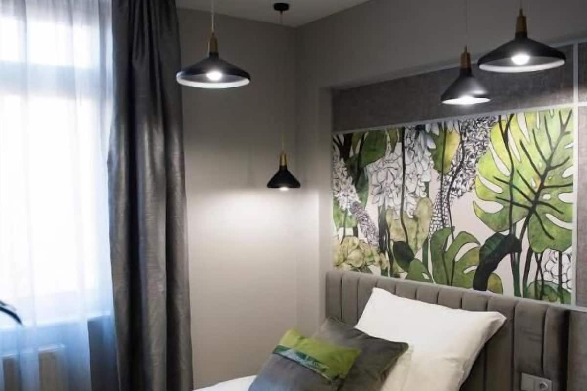 Single Room, City View