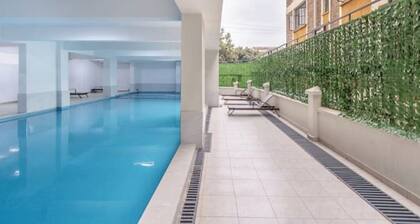 East-Blue Lavington | 12th-Floor 1BR Retreat w/ Views, Pool & Gym