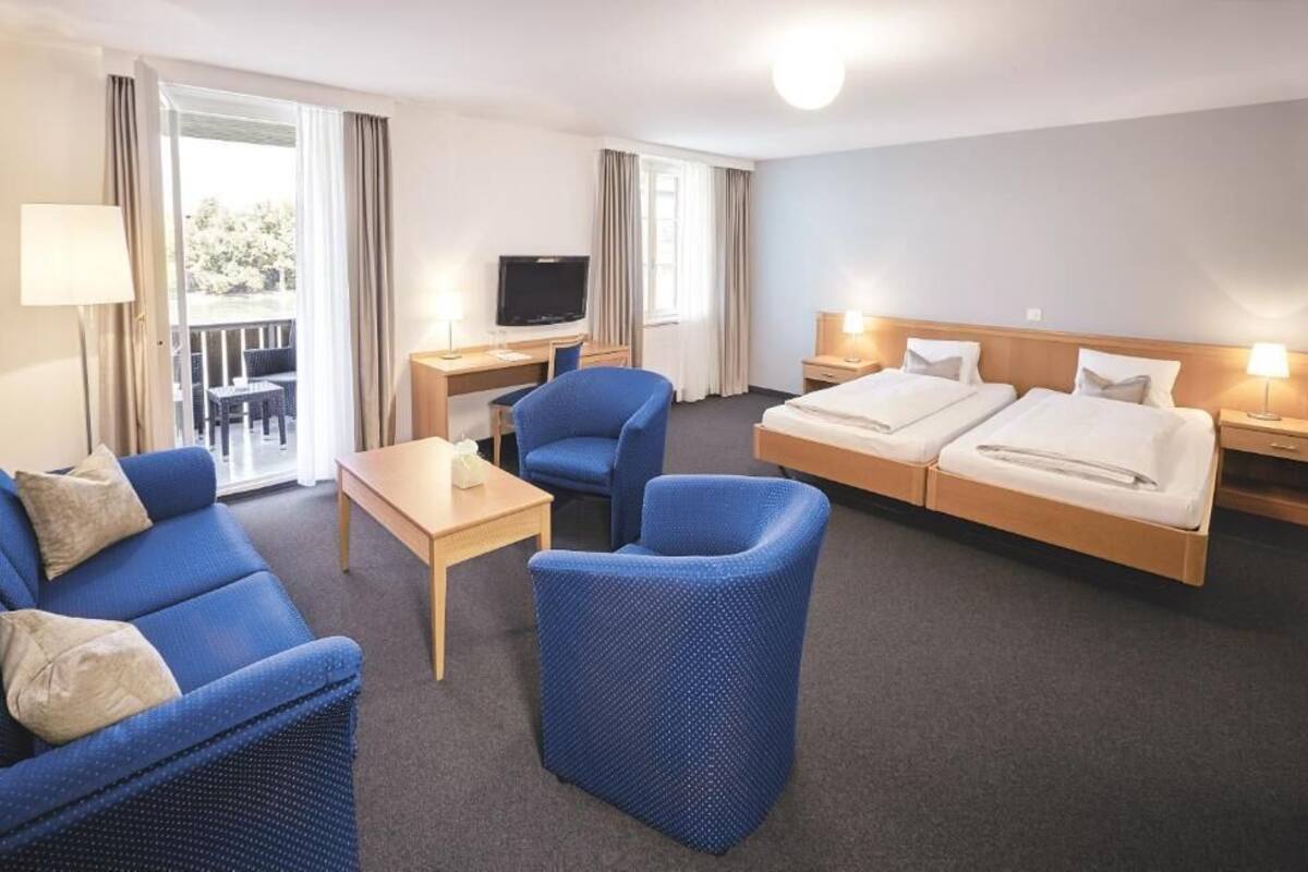 주니어 스위트, 발코니, 강 전망