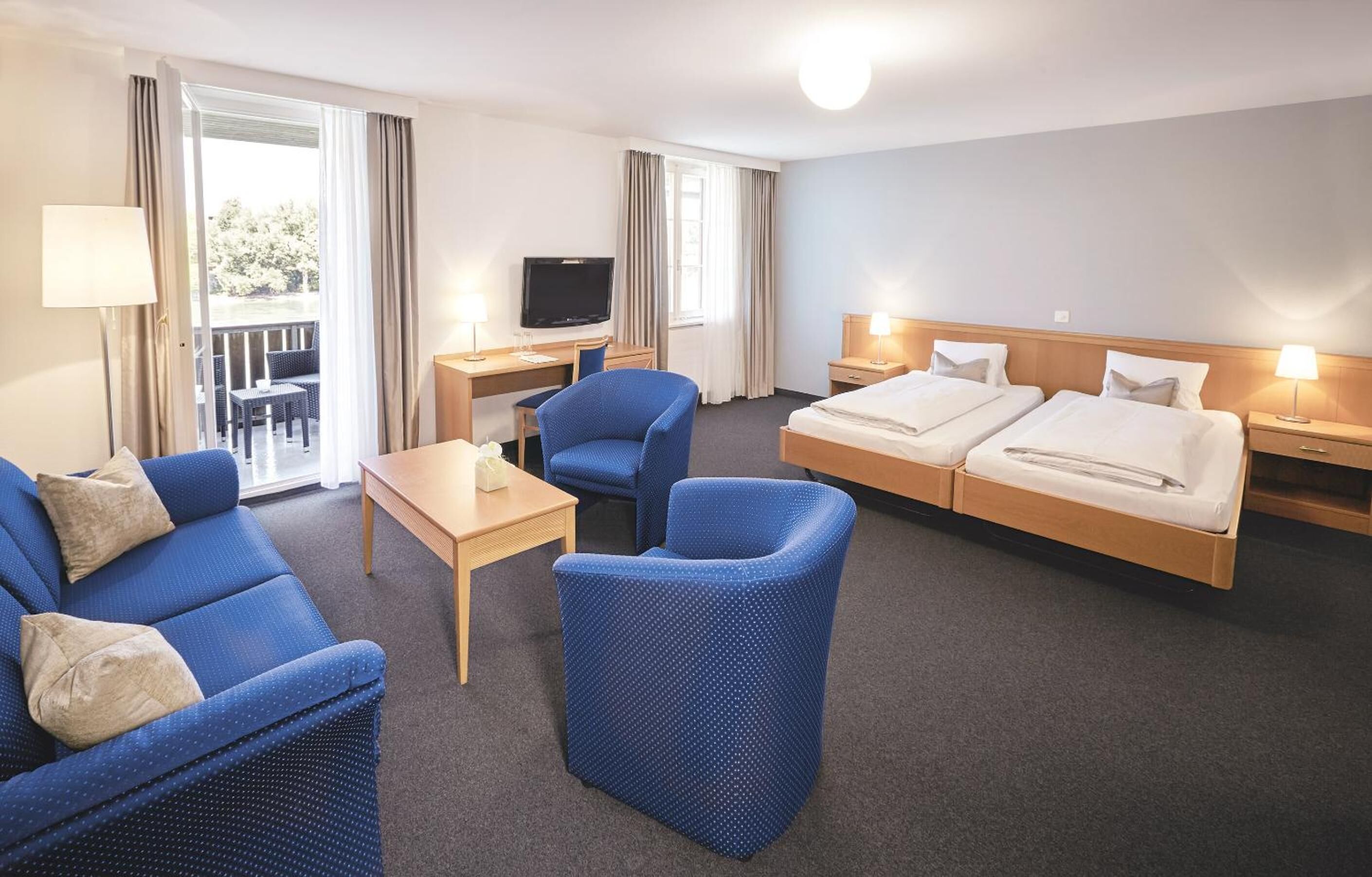 Coffres-forts dans les chambres, Wi-Fi gratuit