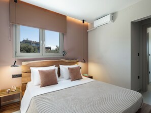 3 bedrooms, iron/ironing board, travel cot, free WiFi - Tyto Villa - Private Pool & Sea View (Agios Onoufrios)