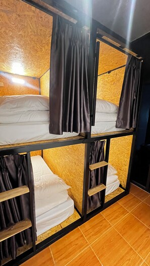 Room - Softbox Hostel (Tambon Thapma)