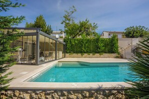Outdoor pool - Fantastic vacation apartment with two bedrooms and pool (Crikvenica)