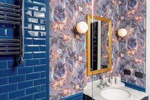 Luxury Apartment, City View | Bathroom - N9 Tacito Design (Rome)