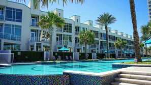 Pool - Sapphire Beachfront - 17th Floor Views - Spa (South Padre Island)