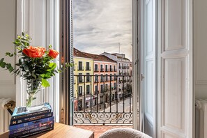 Interior - Waou Malasaña Luxe- Short Term Rental (Madrid)