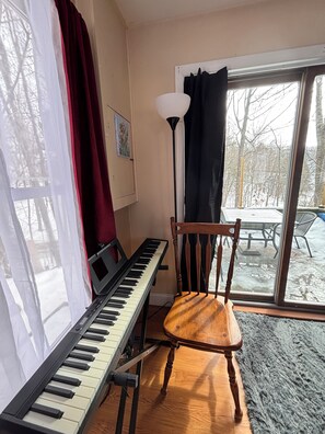 Interior - A cozy little house with everything you need (Newport)