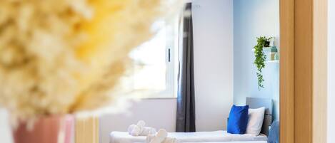 Basic Villa, City View