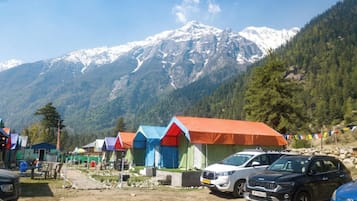 Telt, fjellutsikt | Parkering