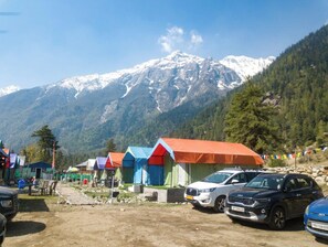 Tent, Mountain View | Parking