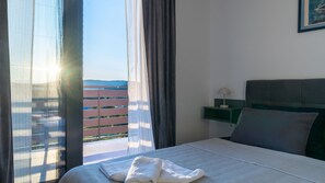 Iron/ironing board, free WiFi, bed sheets - Villa Dominika by Villas Guide (Karojba)