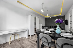 Dining - 11th Floor Center Apartment - 57m2, Two Bedrooms (Warszawa)