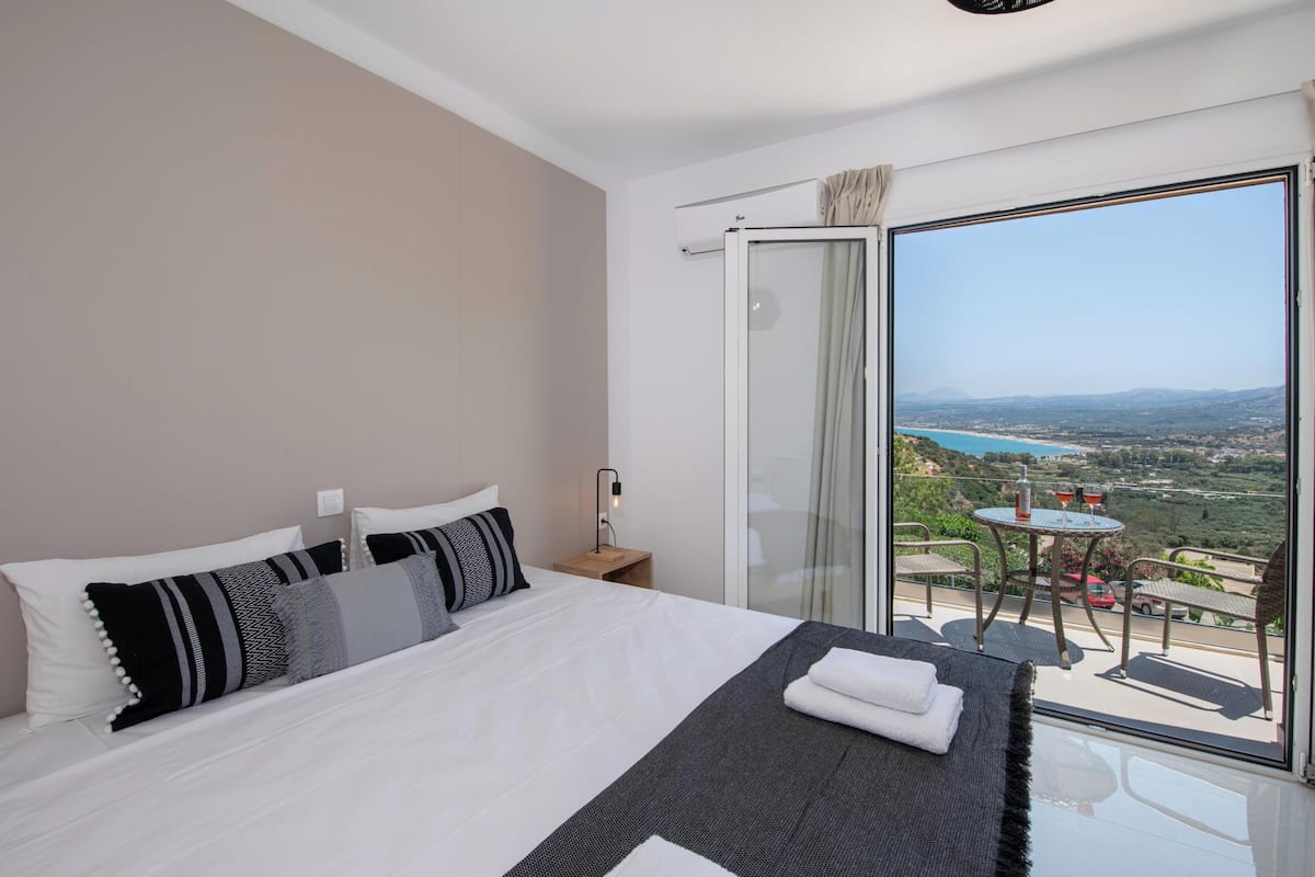 Double or Twin Room, Sea View