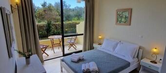 Cozy studio in a green peaceful area near the beach in delightful Lefkimmi Corfu