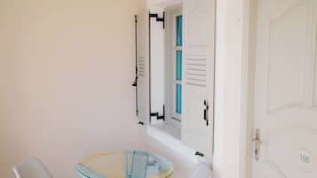 Deluxe-Doppel- oder -Zweibettzimmer | Terrasse/Patio