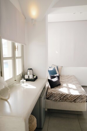 Quarto triplo júnior, banheira de imersão