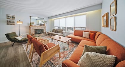 Renovated Stylish Retreat-Central & Fully Equipped