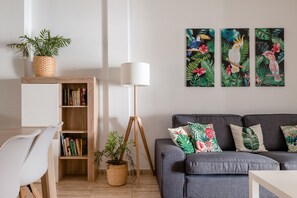 Books - Casa Da Roca Medano - Beach House & Terrace (Granadilla de Abona)
