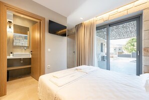 2 slaapkamers, een strijkplank/strijkijzer, wifi, beddengoed