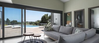 Theeta Pefko Villa - Metamorfosi Halkidiki