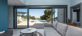 Theeta Thalassa Villa - Metamorfosi Halkidiki