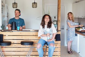 Slaapzaal, 1 slaapkamer, roken, terras | Dineren