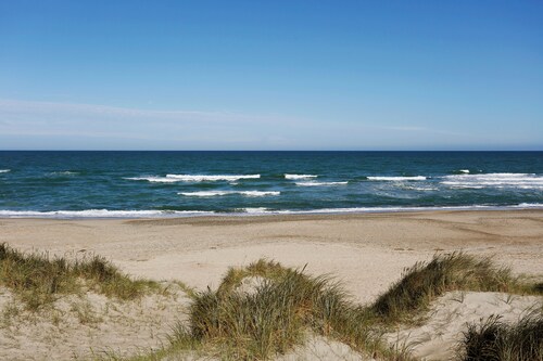 Room-stone Mountain Garden Pod