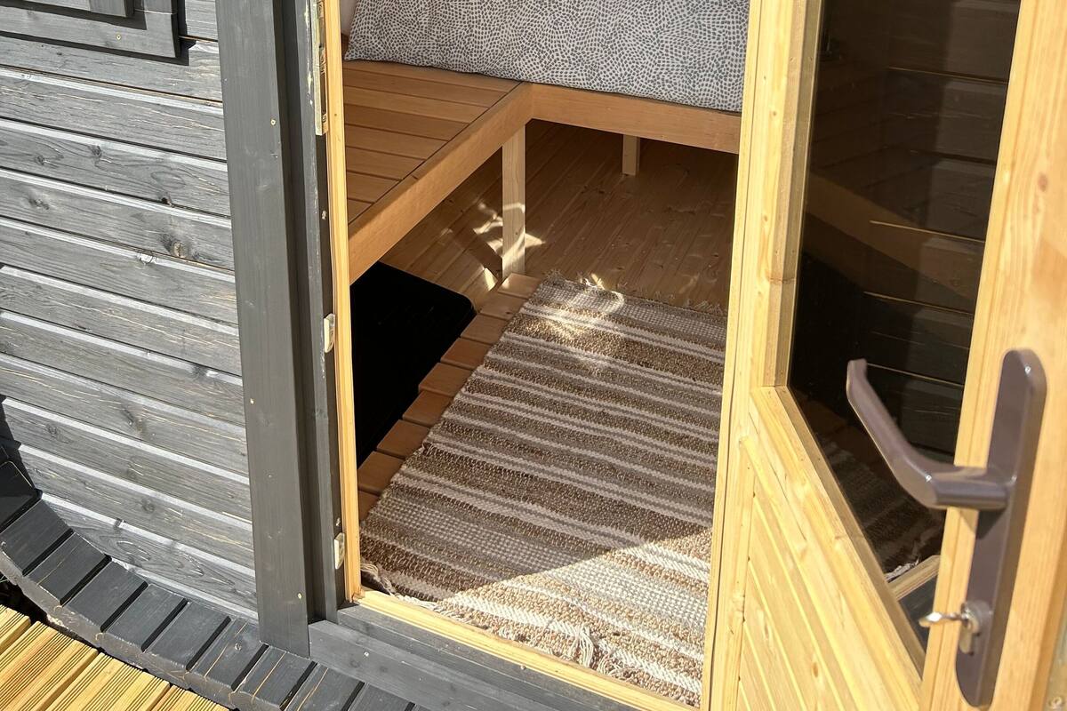 Shared Dormitory, 1 Bedroom, Smoking, Patio