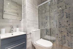 Hair dryer, towels - Kallinest Studio by RentalsPro - Kallithea (Kallithea)