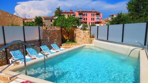 Pool - House Mondrian by Villas Guide (Vodnjan)