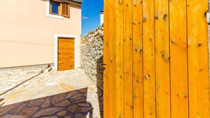 Property grounds - House Mondrian by Villas Guide (Vodnjan)
