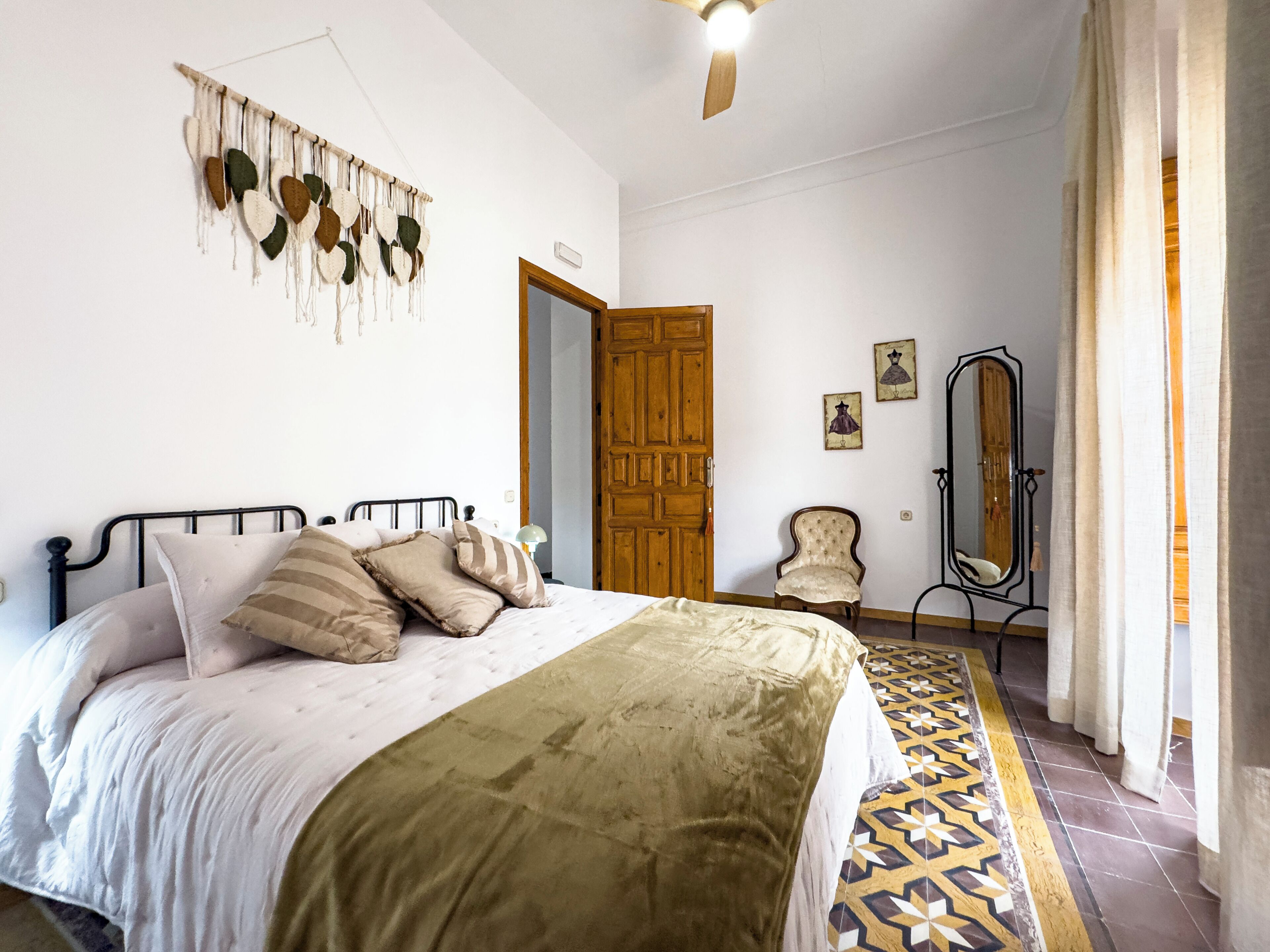 Family Apartment, Balcony, City View