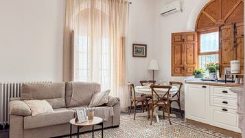 Căn hộ Tiêu chuẩn | Khu phòng khách