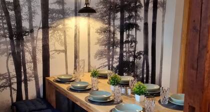 Comfortable guest house – 5 rooms wth private bathroom, Wi-Fi, kitchen & parking