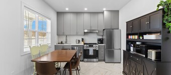 Elizabeth Central 3Kings Parking MUN Hospital Mall