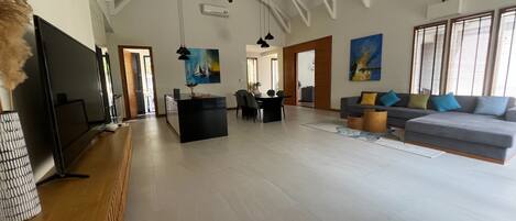 Villa | Living area