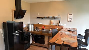 Kühlschrank, Ofen, Herdplatte, Geschirrspüler