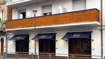 Doppia Deluxe | Dettaglio esterni