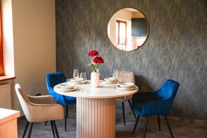 Dining - Two - Luxury Apartment XL (Spalt)