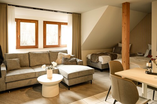 SECHSER - Easy Apartment