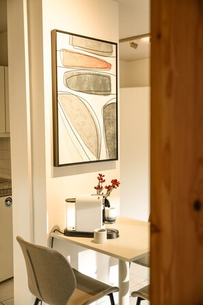 Dining - Six - Easy Apartment (Spalt)