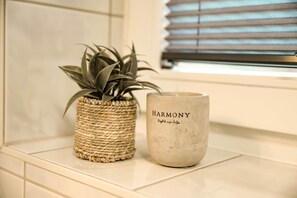 Interior detail - SECHSER - Easy Apartment (Spalt)