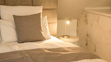 1 chambre, lit parapluie, Wi-Fi gratuit, draps fournis