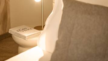 1 Schlafzimmer, Reisekinderbett, kostenloses WLAN, Bettwäsche