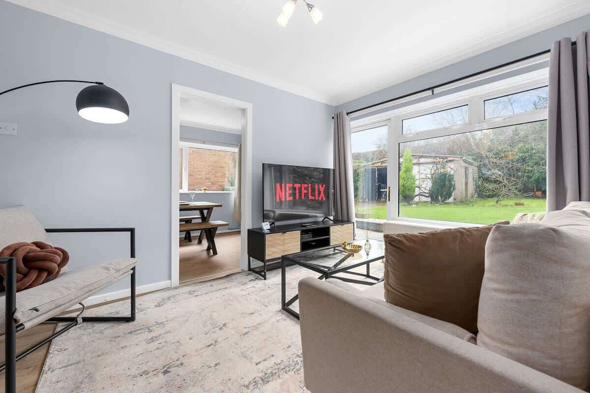 TV, offices